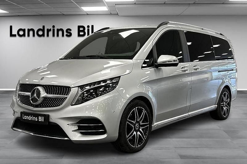 Begagnad 2023 Mercedes V300 AMG Minibuss | 799 000 kr - Bild 1/4