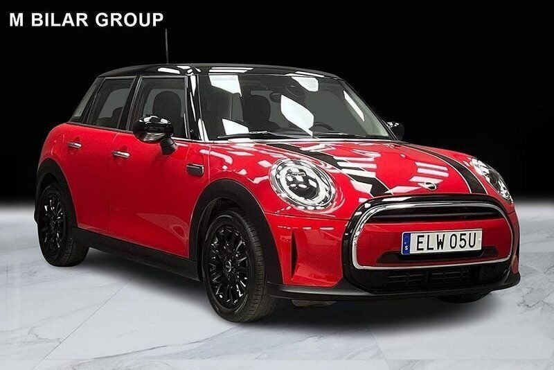 Röd Begagnad 2021 Mini Cooper Comfort Halvkombi | 209 000 kr (Bra pris) - Bild 1/4