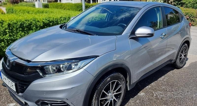 Silver Begagnad 2019 Honda HR-V SUV | 205 000 kr (Marknadspris) - Bild 1/4