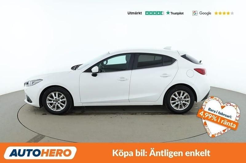 Begagnad Mazda 3 Inclusive 121 HK (88 kW) 2015 Vit Halvkombi