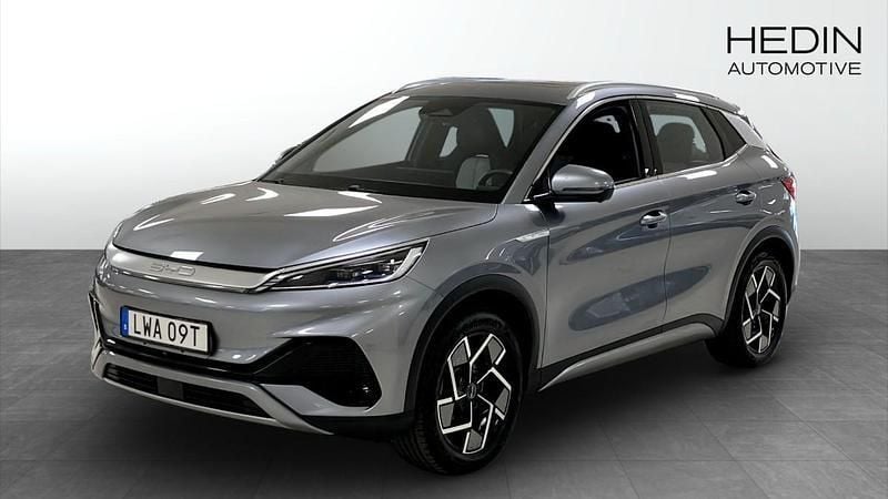 Grå (grey) Begagnad 2022 BYD Atto 3 Design SUV | 289 900 kr (Marknadspris) - Bild 1/4