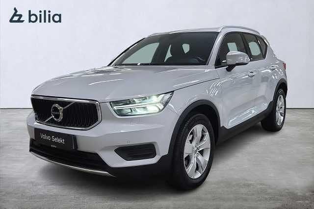 Silver Begagnad 2022 Volvo XC40 Momentum SUV | 299 000 kr (Bra pris) - Bild 1/3
