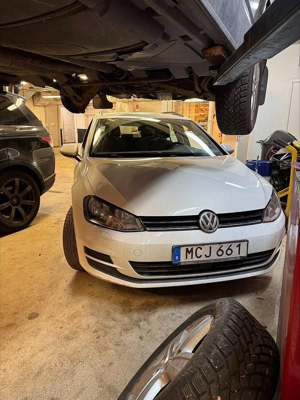 Begagnad VW Golf VII 110 HK (80 kW) 2016