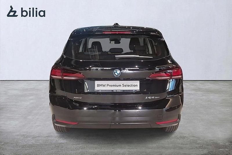 Begagnad BMW 225 Active Tourer Shadowline 245 HK (180 kW) 2025 Svart Minibuss