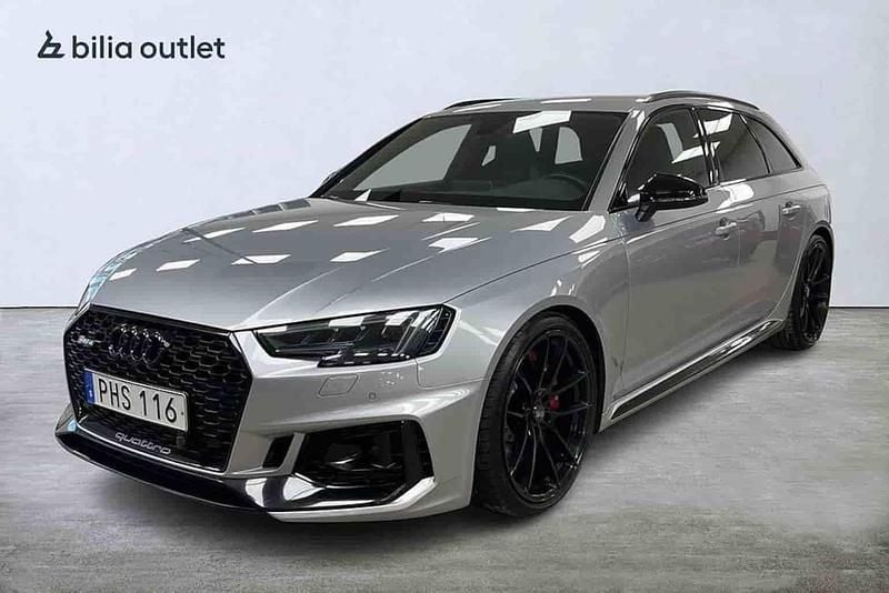Silver Begagnad 2018 Audi RS4 Kombi | 579 900 kr (Marknadspris) - Bild 1/1
