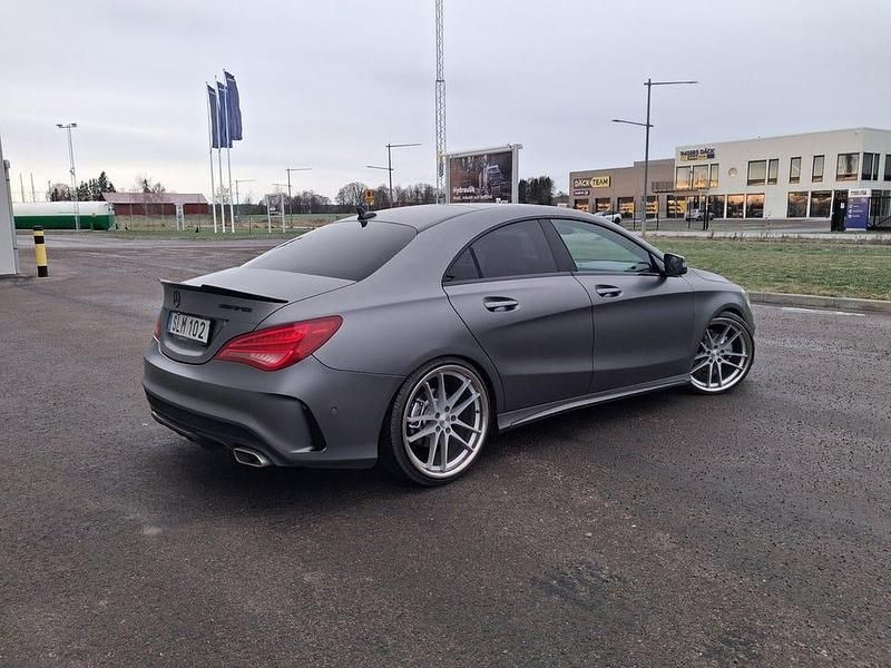 Begagnad Mercedes CLA200 AMG 136 HK (100 kW) 2014 Grå Sportkupé
