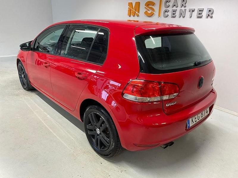 Begagnad VW Golf VI 123 HK (90 kW) 2009 Röd Halvkombi