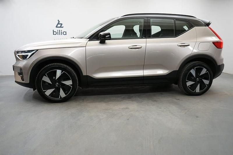 Begagnad Volvo XC40 Ultimate 188 kW (256 HK) 2023 Grå SUV