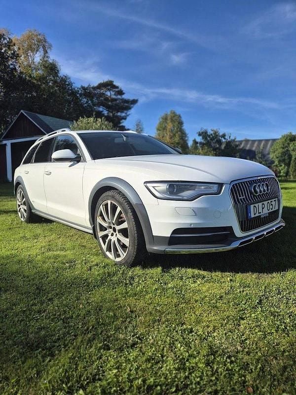 Vit Begagnad 2014 Audi A6 Allroad Kombi | 145 000 kr (Lite dyr) - Bild 1/2