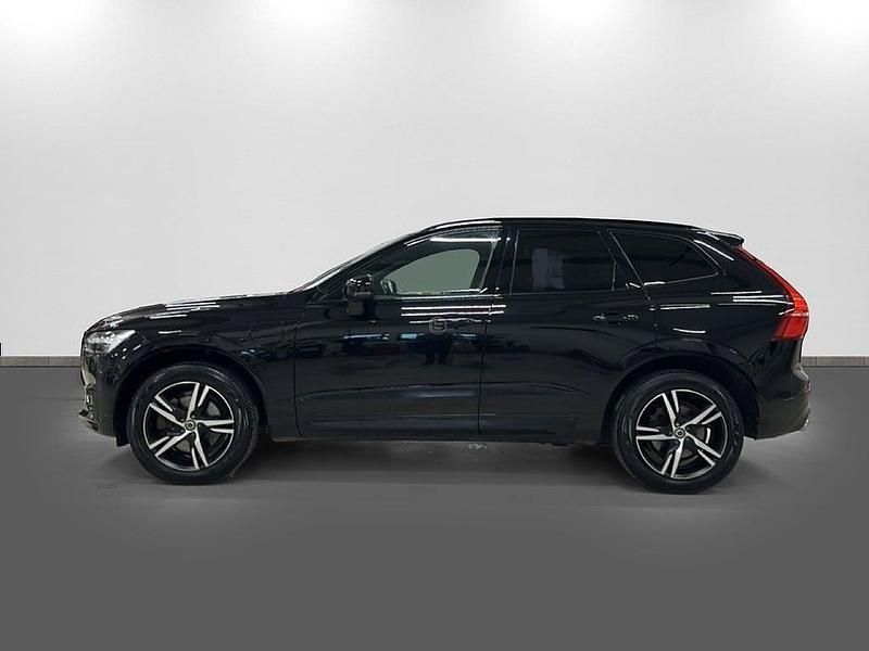 Begagnad Volvo XC60 R-Design 253 HK (186 kW) 2021 Svart SUV