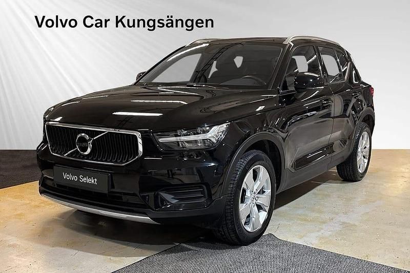Svart Begagnad 2021 Volvo XC40 Momentum SUV | 269 900 kr (Bra pris) - Bild 1/3
