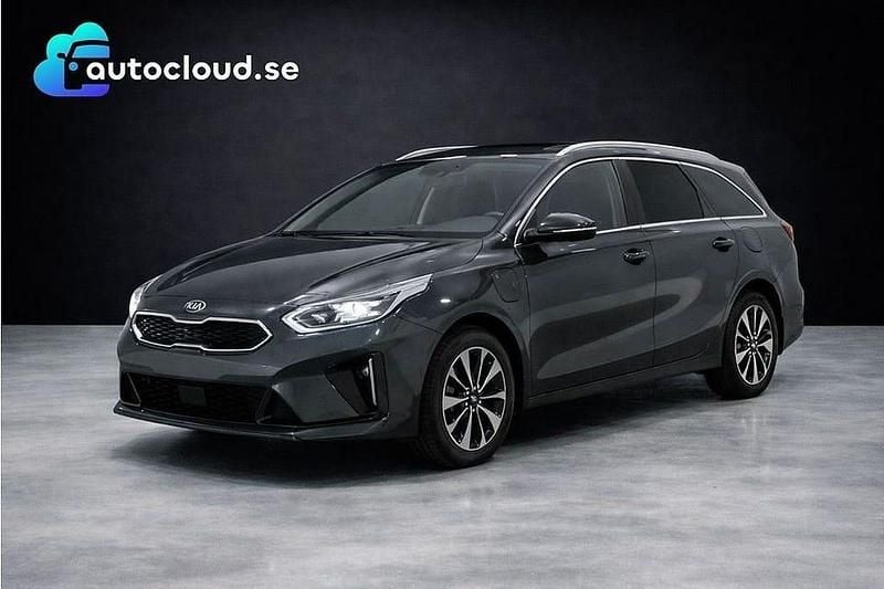 Begagnad Kia Ceed Advance 141 HK (103 kW) 2020 Svart Halvkombi