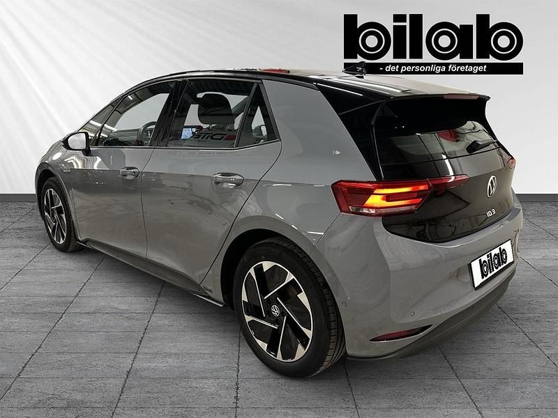Begagnad VW ID.3 Pro Performance 150 kW (204 HK) 2022 Grå Halvkombi