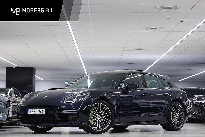 Blå Begagnad 2017 Porsche Panamera Sport Turismo Kombi | 639 900 kr - Bild 1/2
