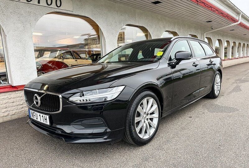 Svart Begagnad 2019 Volvo V90 Kombi | 245 000 kr (Dyr) - Bild 1/4