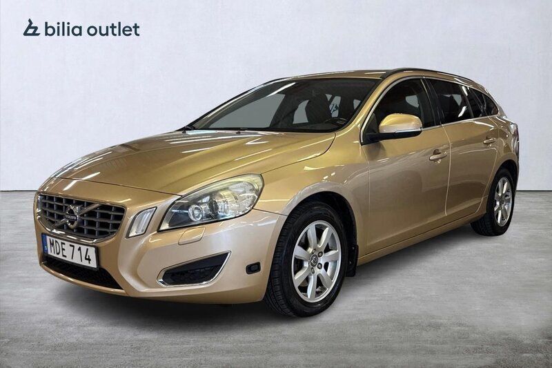 Ljusbrun Begagnad 2011 Volvo V60 Momentum Kombi | 74 900 kr (Superpris) - Bild 1/4