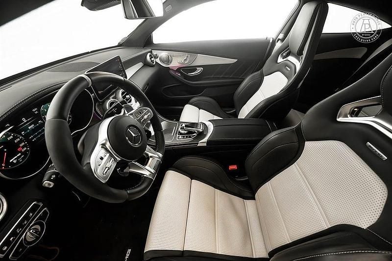 Begagnad Mercedes C63S AMG 640 HK (470 kW) 2020 Vit Sportkupé