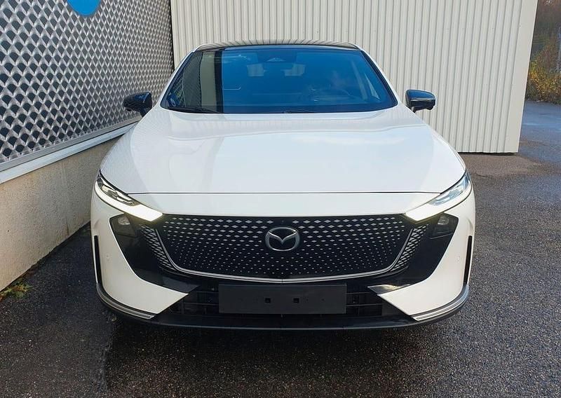 Ny Mazda 6e Takumi-Line 189 kW (258 HK) 2025 Vit Sedan