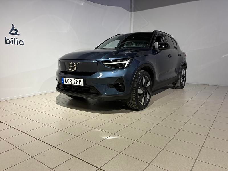 Blå Begagnad 2026 Volvo EX40 Single Motor Extended Range SUV | 524 800 kr - Bild 1/3