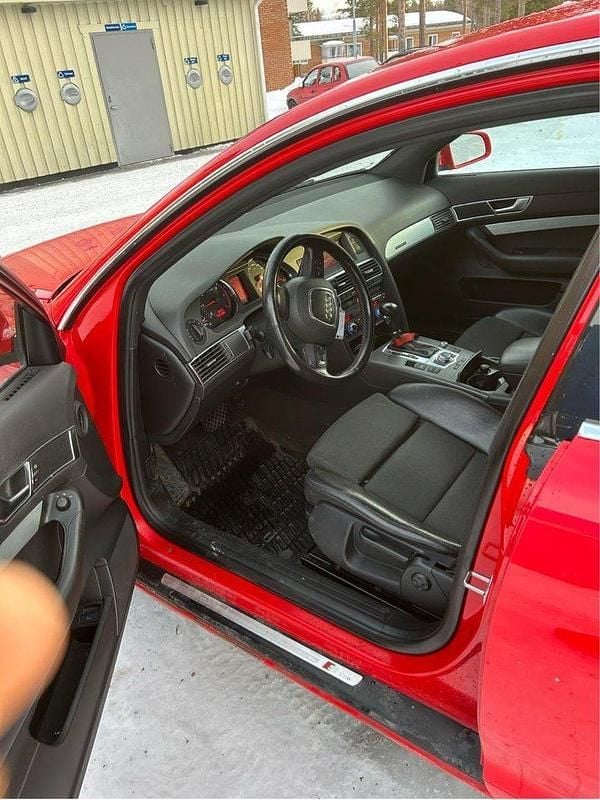 Röd Begagnad 2006 Audi A6 S-Line Sedan | 50 000 kr (Bra pris) - Bild 1/4