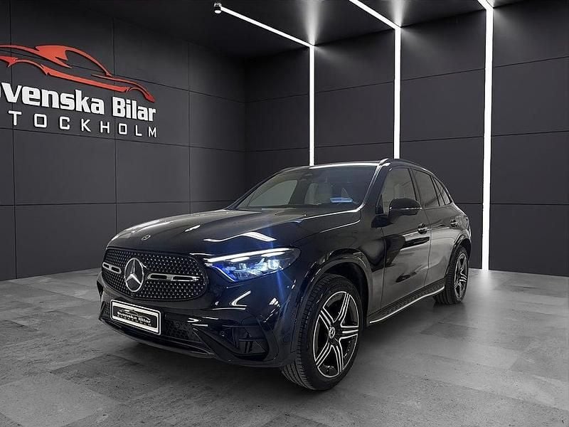 Begagnad Mercedes GLC300e AMG line 313 HK (230 kW) 2023 Svart SUV