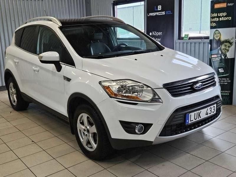 Vit Begagnad 2012 Ford Kuga Titanium SUV | 64 900 kr (Superpris) - Bild 1/4