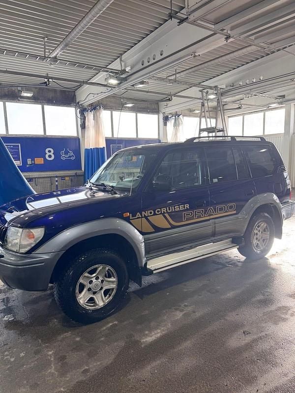 Begagnad Toyota Land Cruiser 178 HK (130 kW) 1999 SUV