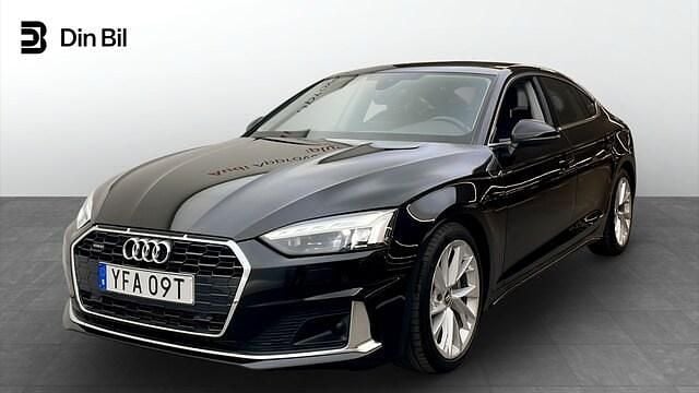 Brilliant black Begagnad 2020 Audi A5 Sportback Proline Halvkombi | 264 000 kr (Bra pris) - Bild 1/4