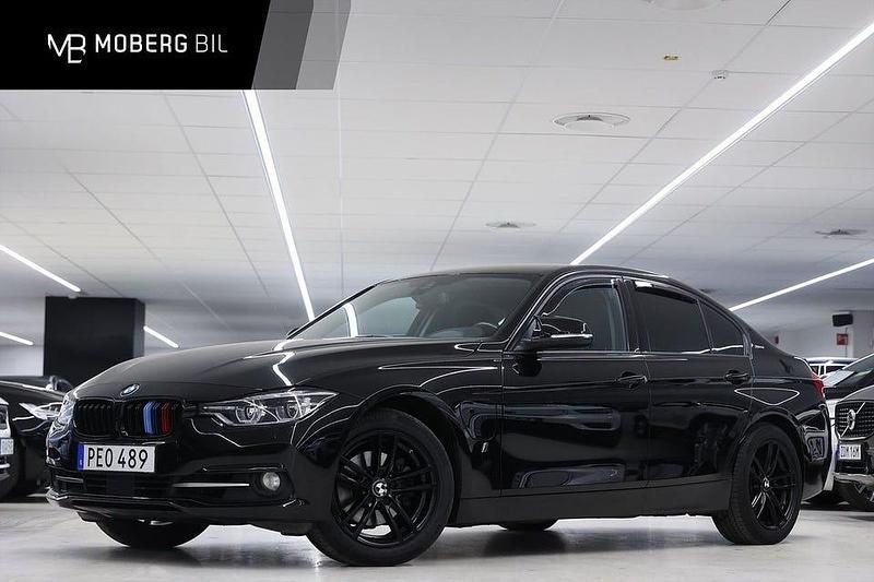 Svart Begagnad 2017 BMW 330 Sport Line Sedan | 199 900 kr (Superpris) - Bild 1/2