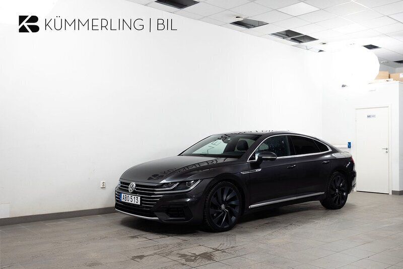 Mörkgrå (grå) Begagnad 2019 VW Arteon R-line Halvkombi | 249 900 kr (Bra pris) - Bild 1/4