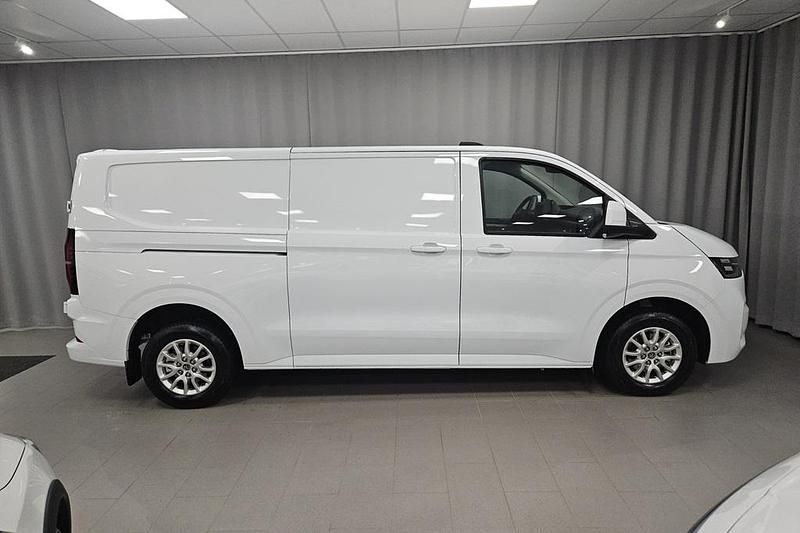 Ny VW Transporter 151 HK (111 kW) 2025 Vit Van