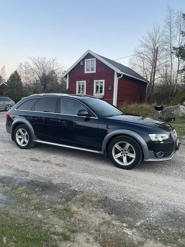 Begagnad 2013 Audi A4 Allroad Kombi | 140 000 kr (Dyr) - Bild 1/4