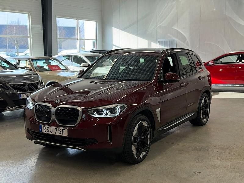 Begagnad BMW iX3 210 kW (286 HK) 2021 Röd SUV