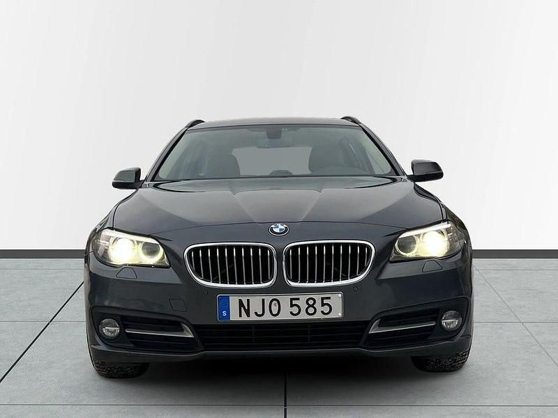 Begagnad BMW 520 190 HK (139 kW) 2017 Grå Kombi