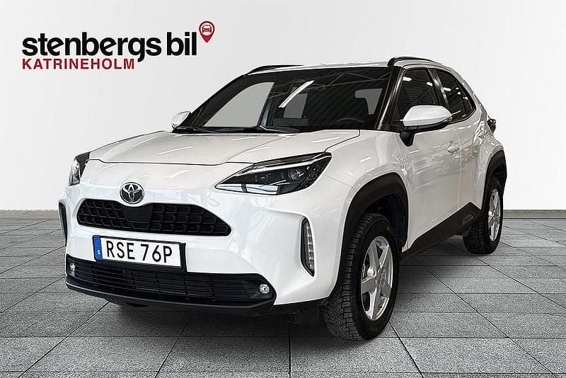 Begagnad Toyota Yaris Cross 92 HK (67 kW) 2024 Vit SUV