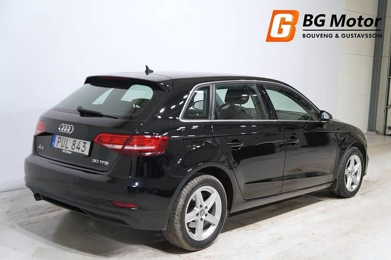 Begagnad Audi A3 116 HK (85 kW) 2019 Svart Sedan