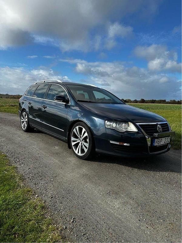 Grå Begagnad 2008 VW Passat Sportline Kombi | 29 000 kr (Bra pris) - Bild 1/4