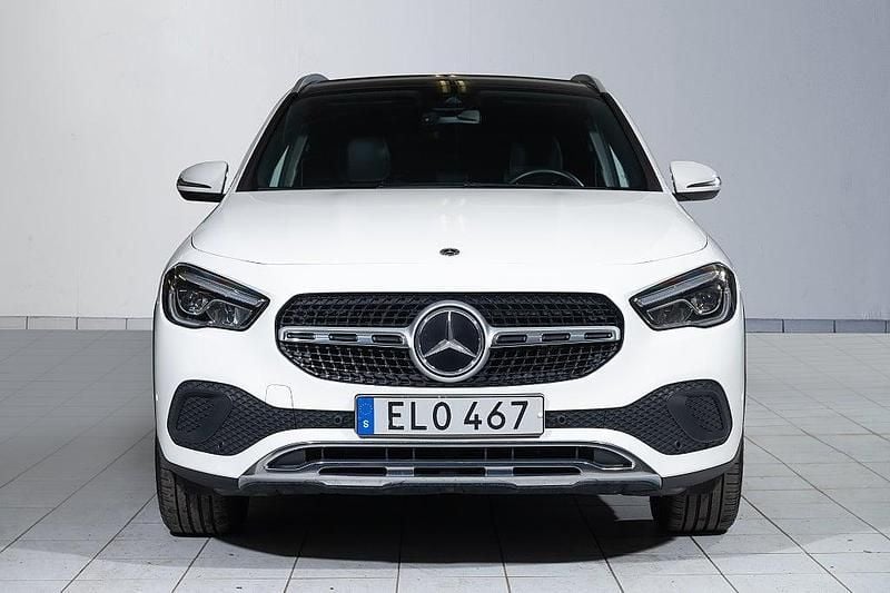 Begagnad Mercedes GLA250 218 HK (160 kW) 2023 Vit SUV