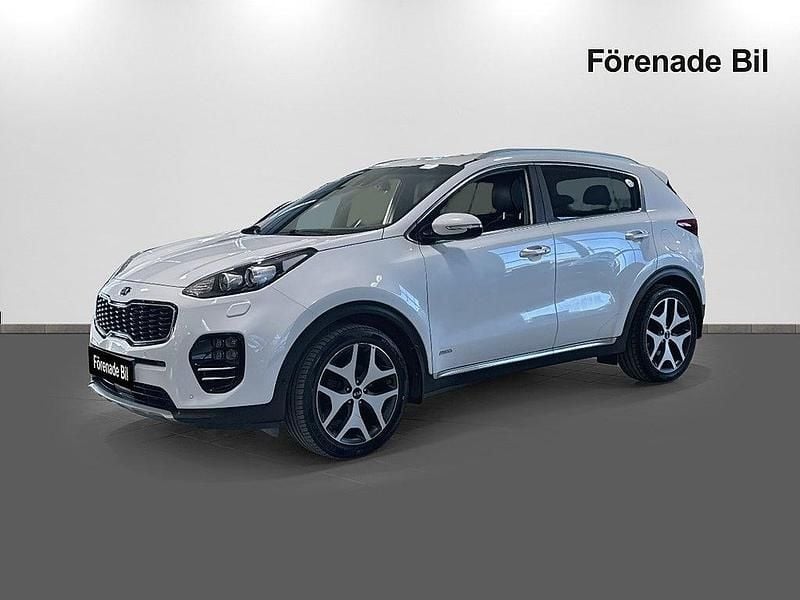 Vit Begagnad 2017 Kia Sportage GT-Line SUV | 189 000 kr (Marknadspris) - Bild 1/4