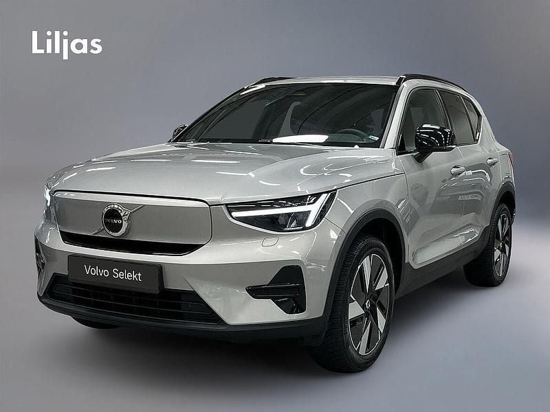 Silver Begagnad 2024 Volvo XC40 Core SUV | 409 000 kr - Bild 1/3
