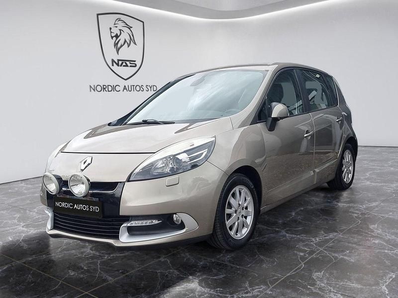 Ljusbrun (brun) Begagnad 2012 Renault Scénic III Minibuss | 59 900 kr (Marknadspris) - Bild 1/4