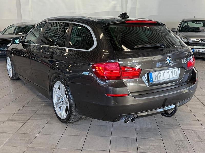 Begagnad BMW 520 190 HK (139 kW) 2015 Brun Kombi