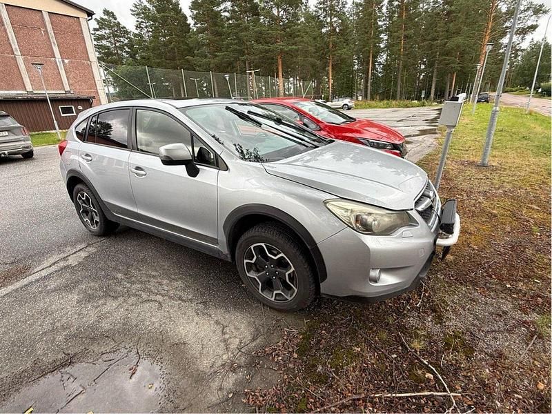 Silver Begagnad 2012 Subaru XV SUV | 45 000 kr - Bild 1/4