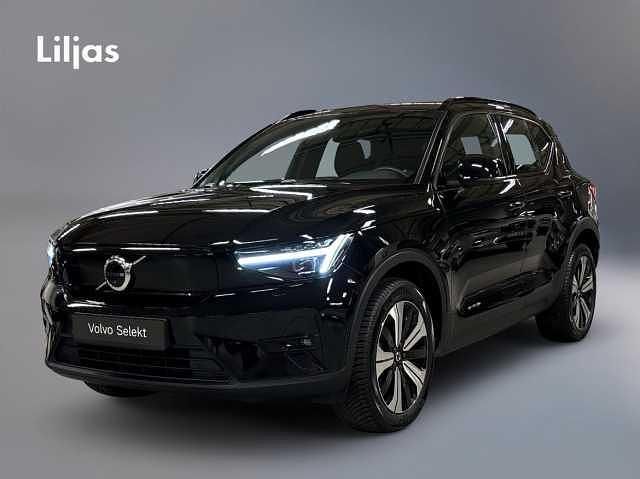 Svart Begagnad 2022 Volvo XC40 Ultimate SUV | 349 900 kr - Bild 1/2