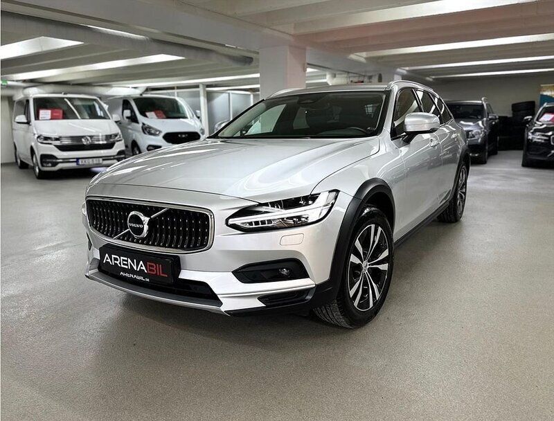 Silver Begagnad 2021 Volvo V90 CC Kombi | 439 900 kr (Dyr) - Bild 1/4