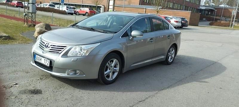 Begagnad 2009 Toyota Avensis Sedan | 64 999 kr (Superpris) - Bild 1/4
