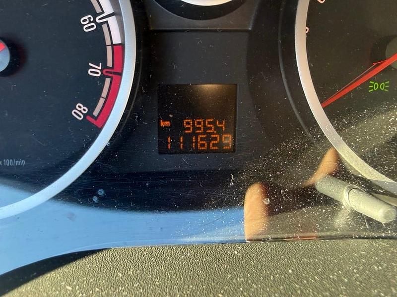 Begagnad Opel Corsa 85 HK (62 kW) 2012 Halvkombi