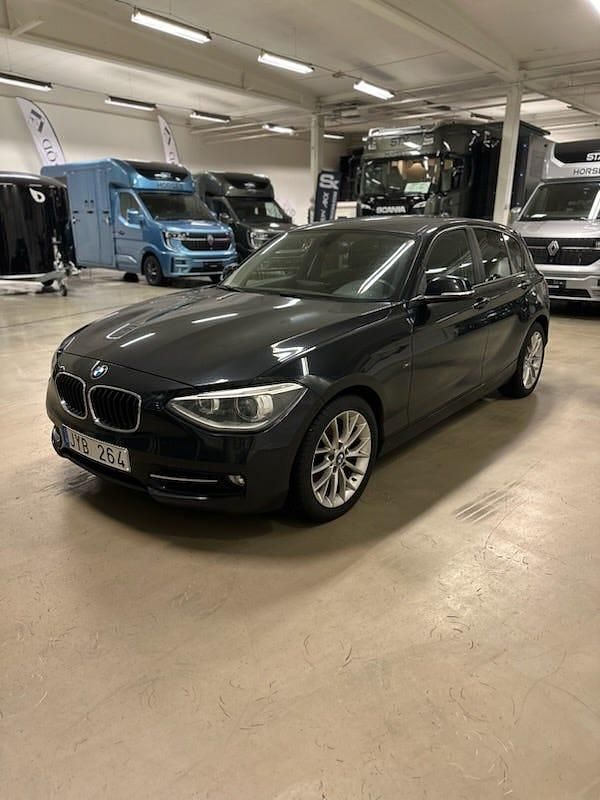 Begagnad BMW 120 184 HK (135 kW) 2014 Halvkombi