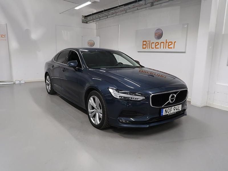 Begagnad Volvo S90 190 HK (139 kW) 2019 Mörkblå Sedan