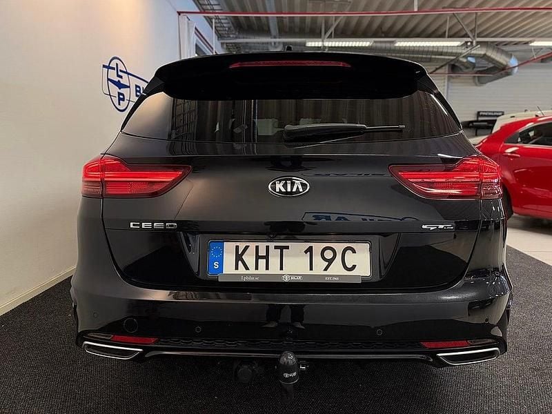 Begagnad Kia Ceed Sportswagon GT-Line 140 HK (102 kW) 2019 Svart Kombi